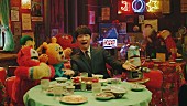 「星野源、TVCMで新曲「サピエンス」を熱唱」1枚目/6