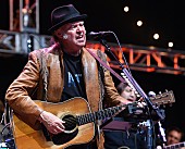 「ニール・ヤング、“ライフワーク”と呼ぶアーカイブの有料版サービス＆アプリを公開」1枚目/1