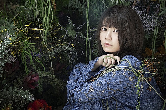 「竹達彩奈11thシングル『Innocent Notes』ジャケ写、アー写公開＆表題曲の試聴開始」1枚目/4