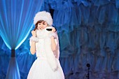 「“みるきー”こと渡辺美優紀、サンタ姿でファンを魅了したクリスマスライブ開催＆全国ツアー開催決定」1枚目/5