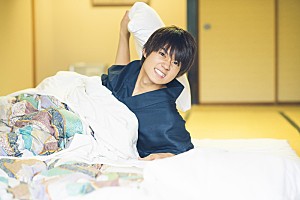 佐野勇斗（M!LK）と温泉・レトロデート気分、2019年カレンダー発売