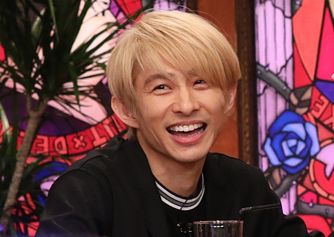 「三宅健（V6）、3回目の『アウト×デラックス』で胸キュン必至のキス＆『ジャニーズカウントダウン』への不満も明かす＜1/16修正＞」1枚目/1