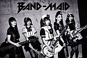 「「ボヘミアン・ラプソディ」をオマージュしたMVをBAND-MAIDが公開」1枚目/2