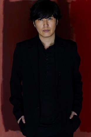 「清塚信也、邦人男性クラシック・ピアニストとしては初の武道館公演」