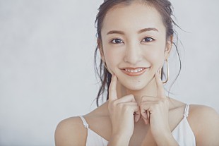 「板野友美、初キスシーンも見どころ「すき。ということ」MVが100万回再生を突破」