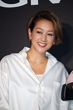 「２児の母ＳＨＥＬＬＹ、自転車デビュ－も間近　公園でのママ友会話は「情報量がすごい」」