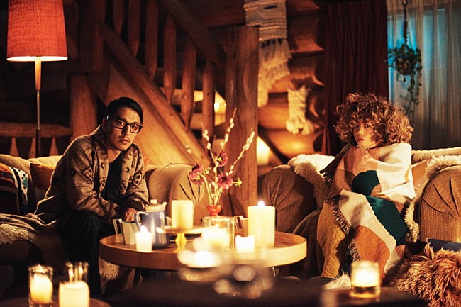 「Chara×BASI(韻シスト)コラボ楽曲「Sweet Night Fever」配信リリース決定」1枚目/4