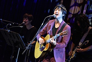 「藤巻亮太×本間昭光バンド、冬の名曲に始まり春の名曲でしめくくった【THE BLUE SESSIONS Vol.6】＜2/8修正＞」