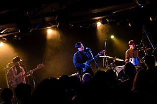 「STEPHENSMITH、先進性とポテンシャルの高さを大いに感じさせた初ワンマン」