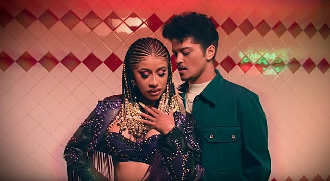 「ブルーノ・マーズ、カーディ・Bとのコラボ曲「プリーズ・ミー」MV公開」1枚目/2