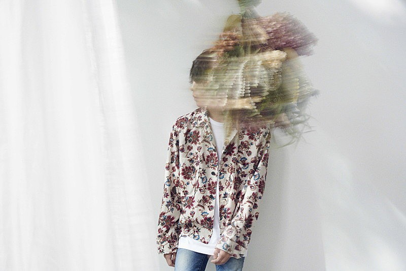 須田景凪、自己最大キャパ＆初のホールワンマンを開催