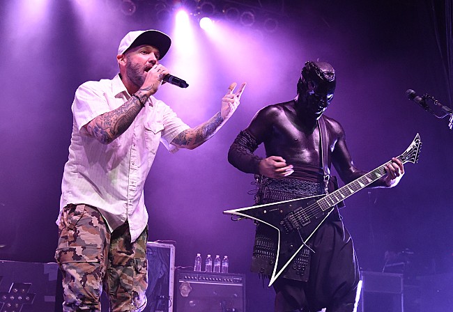 「リンプ・ビズキット、マリリン・マンソンとともにニルヴァーナのカヴァー披露」1枚目/1