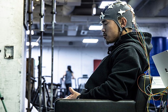 「AK-69の楽曲がトップアスリートの脳波に影響、プロボクサー井岡選手らへの実験で証明」1枚目/18