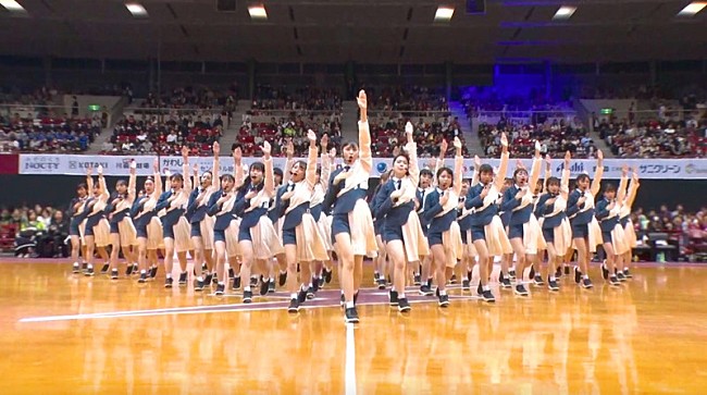 「ラストアイドル、6thシングル『大人サバイバー』(歩く芸術ver.)MV公開」1枚目/12