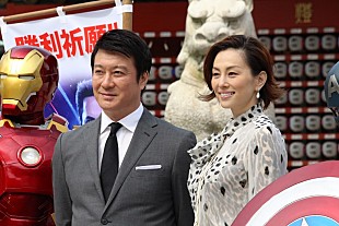 「米倉涼子＆加藤浩次、神田明神で勝利祈願　『アベンジャ－ズ』完結も新展開を期待？」