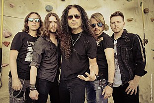 「元ジャーニーのVo、ジェフ・スコット・ソート率いるSOTOがニューアルバム『オリガミ』発売へ」