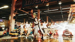 「郷ひろみ、ゲーセンやカラオケで大盛り上がり「JAN JAN JAPANESE」MV公開」