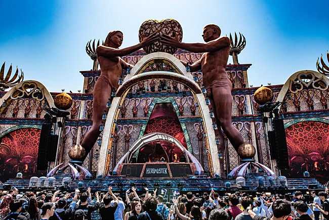 「Graham John Bell for Insomniac」4枚目/6