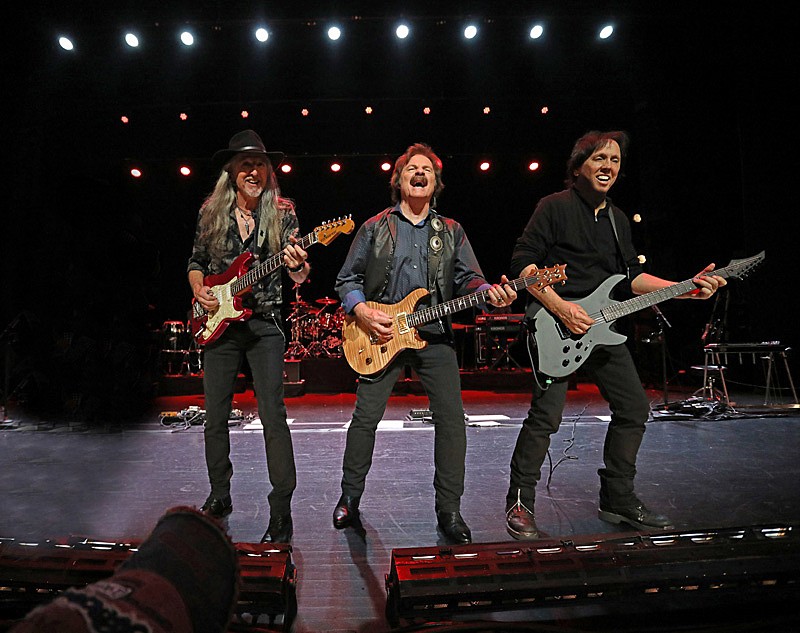 「ドゥービー・ブラザーズ、初期名作完全再現ライブ作品を6月リリースへ」1枚目/2