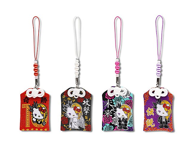 「YOSHIKI×ハローキティ「yoshikitty」、スマホマルチカバー＆名言お守りストラップの新作発売」1枚目/5