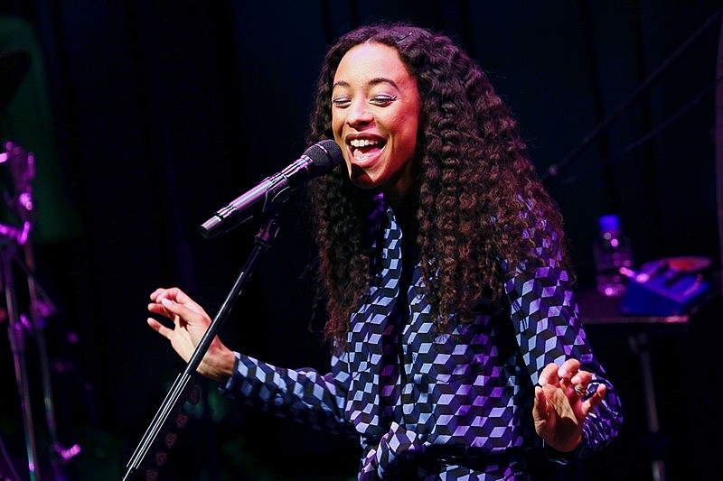 ＜ライブレポート＞コリーヌ・ベイリーレイの来日ツアーがスタート　シルキーな歌声がクラブ空間をつつみ込む