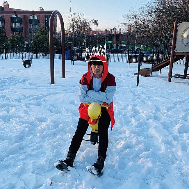 「a flood of circle佐々木亮介、シカゴと東京で制作したソロアルバム『RAINBOW PIZZA』リリース決定」1枚目/2