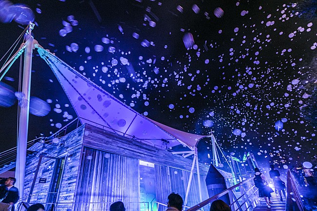 「米津玄師、新曲「海の幽霊」のMV解禁、100名限定の先行視聴会は船上で」1枚目/21