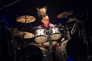 BUCK-TICK、多幸感に満ちあふれた【ロクス・ソルスの獣たち】約24000人