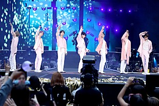 「BTS (防弾少年団)、韓国アーティスト初の英ウェンブリー・スタジアム公演成功【ライブレポ】」