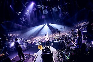 「sumika、初の横浜アリーナで新曲「イコール」初披露」