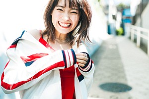 【バラ売り可】Aqours CLUBフォトカード 斉藤朱夏 ホロ (9枚セット) x200_image.jpg
