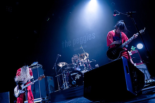 「ワンマンツアー完走のthe peggies、秋の全国ツアー開催を発表」1枚目/5