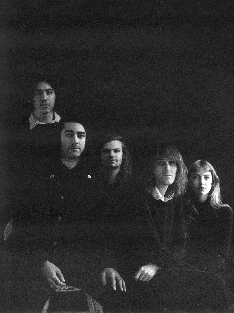 「The Mystery Lights」2枚目/3