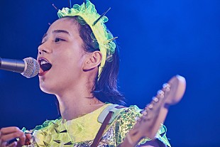 「のん、新AL発売ライブで700人のファンを魅了する圧巻のパフォーマンスを披露」