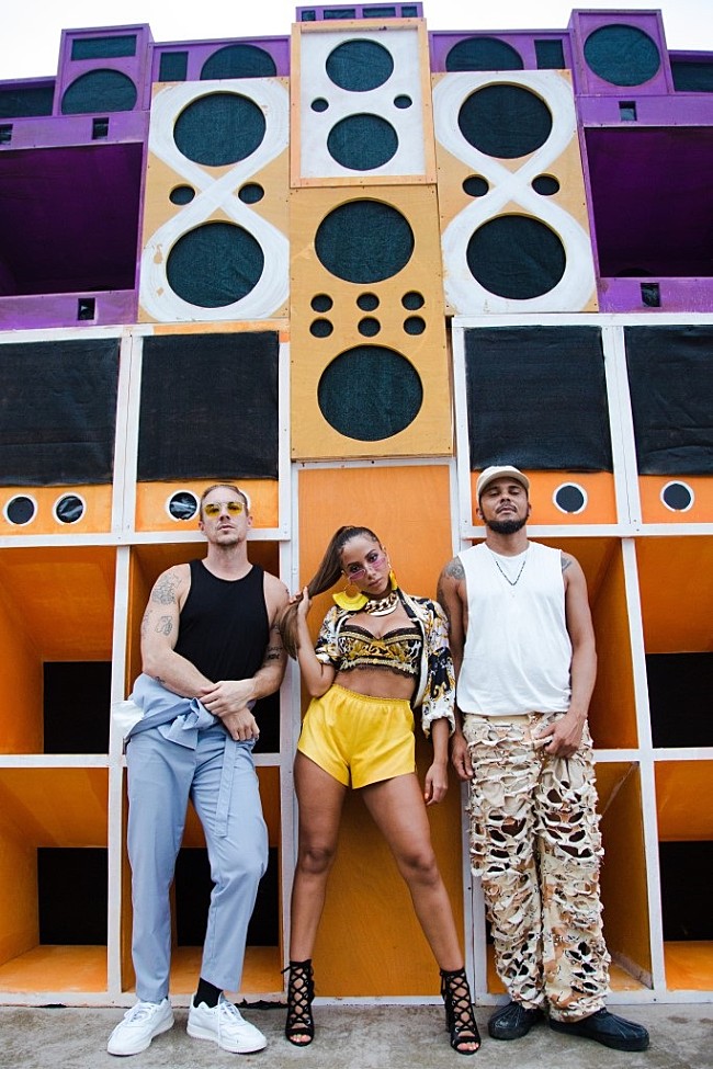 「メジャー・レイザー×アニッタ、新曲「Make It Hot」をリリース」1枚目/2