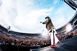 RADWIMPS スタジアムジャケット Lサイズ ラスト値下げ。 x200_image.jpg