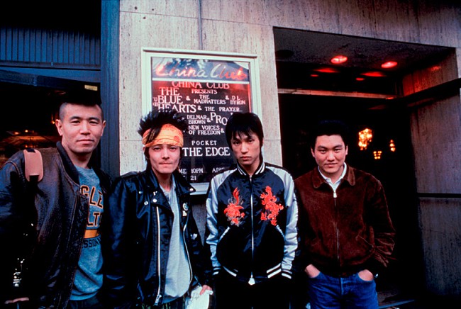 「ザ・ブルーハーツ30周年記念ベスト『ワーナーミュージック盤』が初配信　ワーナー時代の全シングルのリマスターも同時配信」1枚目/11