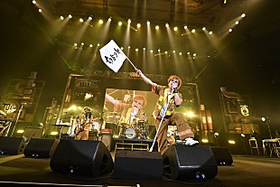 「ユニコーン、笑いと驚きに包まれた“100周年ツアー”の日本武道館2Days」