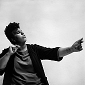 「アラバマ・シェイクスのブリタニー、1stソロ・アルバムが日本先行で9/18に発売」1枚目/2