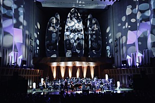 「Plastic Tree、管弦楽団と初共演した結成25周年記念シンフォニック・コンサートを敢行」