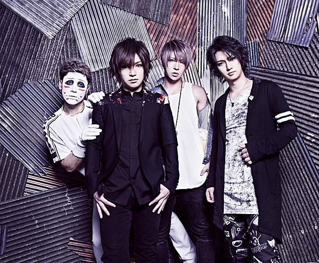 「ゴールデンボンバー、新曲「LINEのBGMにしてるとモテる曲」配信リリース　「全力で今流行ってそうな音楽を作りました」」1枚目/2