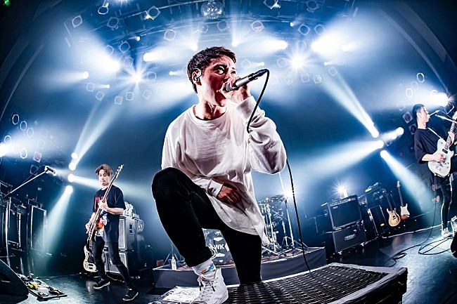 「NOISEMAKER」2枚目/29