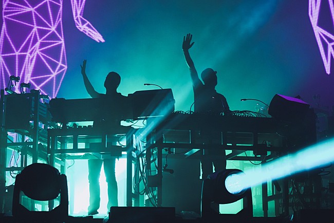 「【FRF &#039;19】ケミカルブラザーズ、トムヨーク、エルレガーデンら初日をキックオフ」1枚目/13