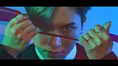 「テミン（SHINee）、緊縛・流血・見るもの全てを虜にするダンスで目が離せない「Famous」MV公開」1枚目/5