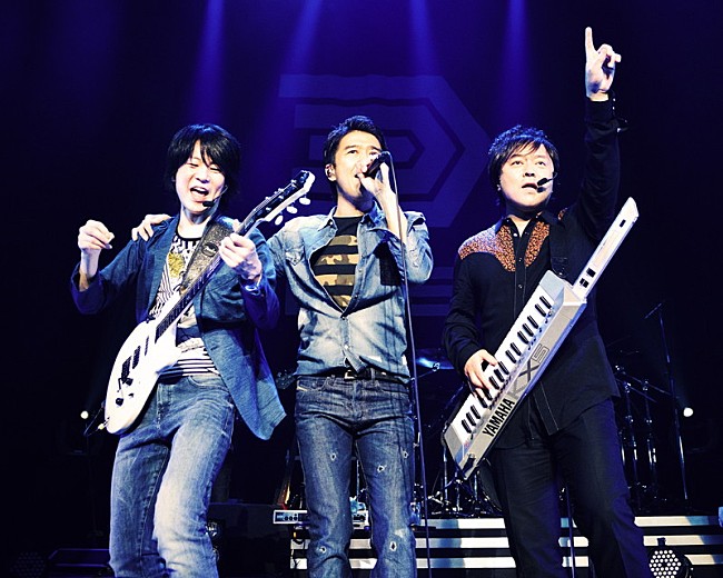 「DEEN、45曲4時間ライブフィルムを一夜限定プレミアム上映決定」1枚目/6