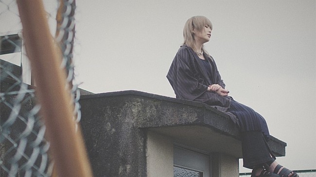 「カノエラナ、新SG「セミ」のMV公開　「生と死の狭間をこの夏、この曲で感じていただければ」」1枚目/3