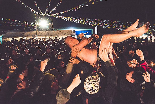 「クリトリック・リスの50歳生誕イベントにBILLIE IDLEが出演」1枚目/1