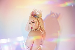 「ちゃんみな、本日発売のアルバム『Never Grow Up』のコンセプトムービーを公開」