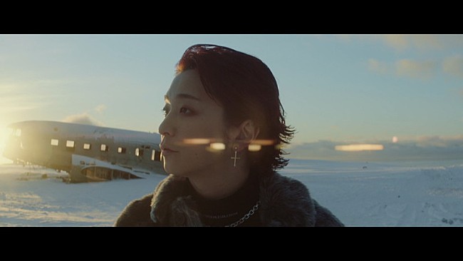 「エンド・オブ・ザ・ワールド、クリーン・バンディット参加の「ロスト」MVを公開」1枚目/3