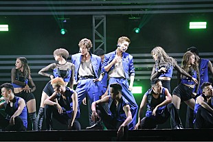 「東方神起、10/16に日本デビュー15周年記念アルバム『XV』をリリース」